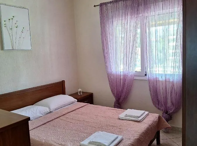 Villa Xristos Vrasná